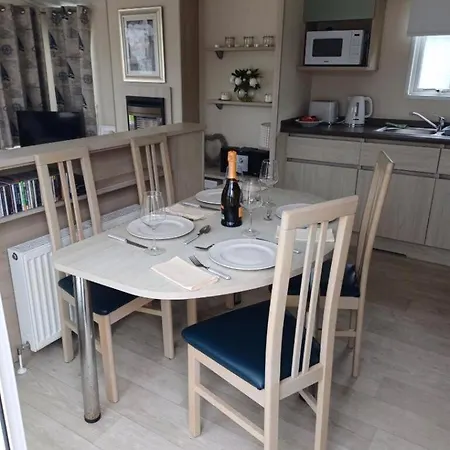 Ruby'scumbrianholidaysforall Sen Friendly 칼라일